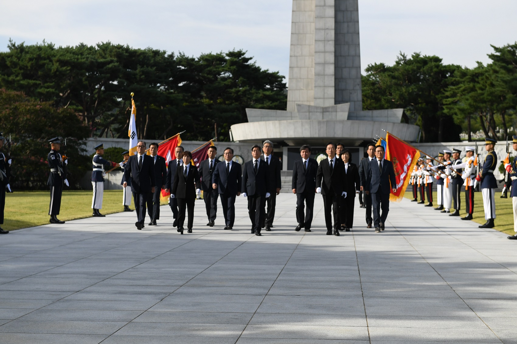 김명수 대법원장 퇴임 참배 (23.09.22.) 첨부 이미지
